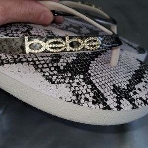 BEBE Bling Flip Flops NWT, 7
